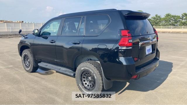 Toyota LAND CRUISER PRADO 2022-05 8281889-13
