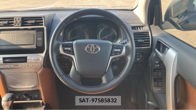 Toyota LAND CRUISER PRADO 2022-05 8281889-16