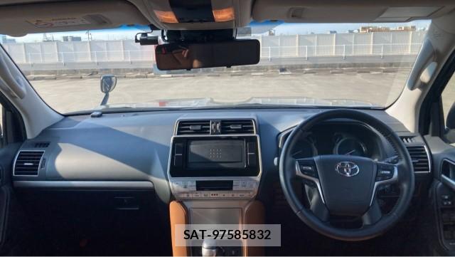 Toyota LAND CRUISER PRADO 2022-05 8281889-2