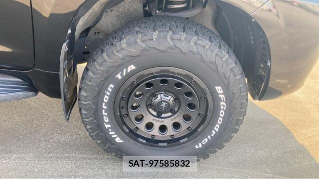 Toyota LAND CRUISER PRADO 2022-05 8281889-8