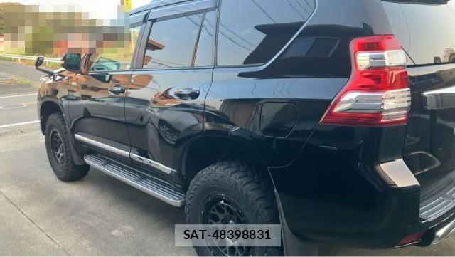 Toyota LAND CRUISER PRADO 2015-09 8282029-10