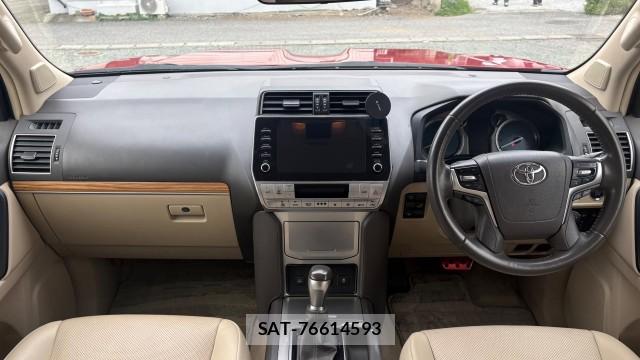 Toyota LAND CRUISER PRADO 2023-06 8282036-2