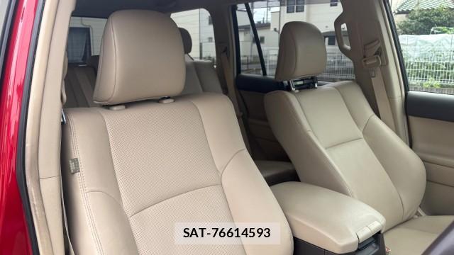 Toyota LAND CRUISER PRADO 2023-06 8282036-4