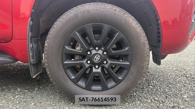 Toyota LAND CRUISER PRADO 2023-06 8282036-7