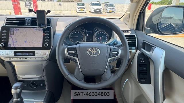 Toyota LAND CRUISER PRADO 2022-11 8282042-16