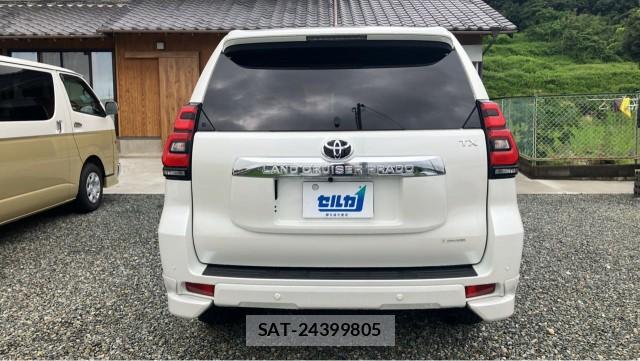 Toyota LAND CRUISER PRADO 2023-12 8282049-1