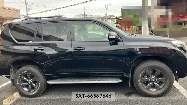 Toyota LAND CRUISER PRADO 2015-04 8282180-3
