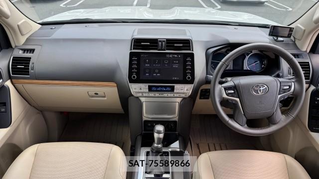 Toyota LAND CRUISER PRADO 2023-04 8282185-2