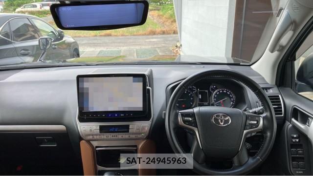 Toyota LAND CRUISER PRADO 2021-10 8282226-2