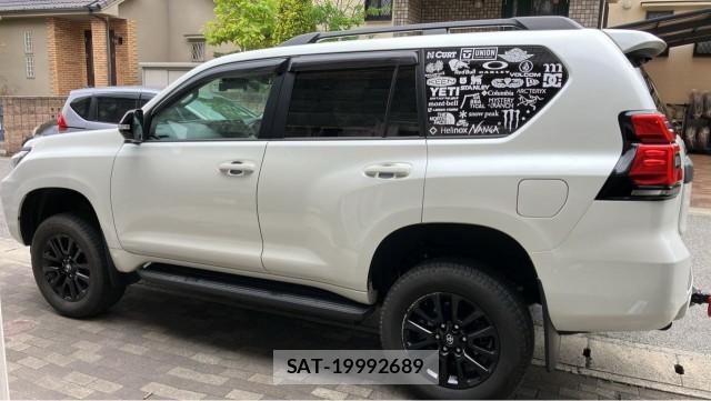 Toyota LAND CRUISER PRADO 2021-01 8282227-10