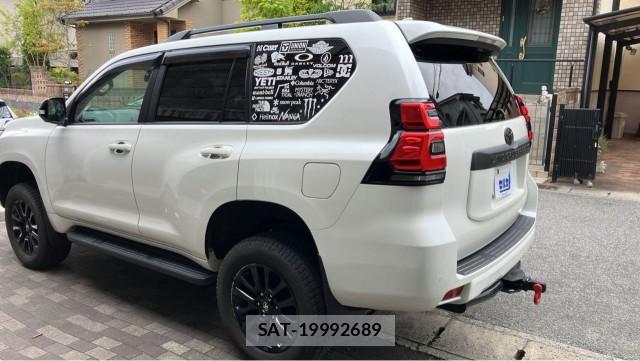 Toyota LAND CRUISER PRADO 2021-01 8282227-13