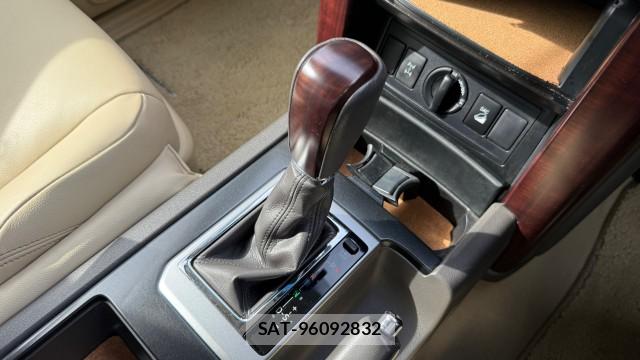 Toyota LAND CRUISER PRADO 2015-10 8282232-14