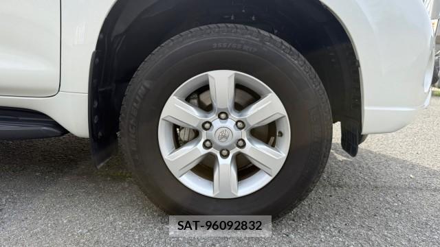 Toyota LAND CRUISER PRADO 2015-10 8282232-8