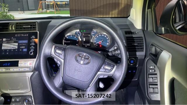 Toyota LAND CRUISER PRADO 2021-08 8282264-16