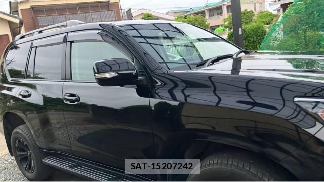 Toyota LAND CRUISER PRADO 2021-08 8282264-3