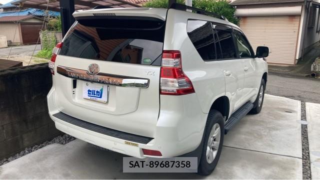 Toyota LAND CRUISER PRADO 2016-09 8282393-12