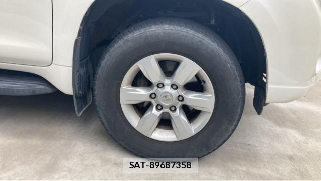 Toyota LAND CRUISER PRADO 2016-09 8282393-8