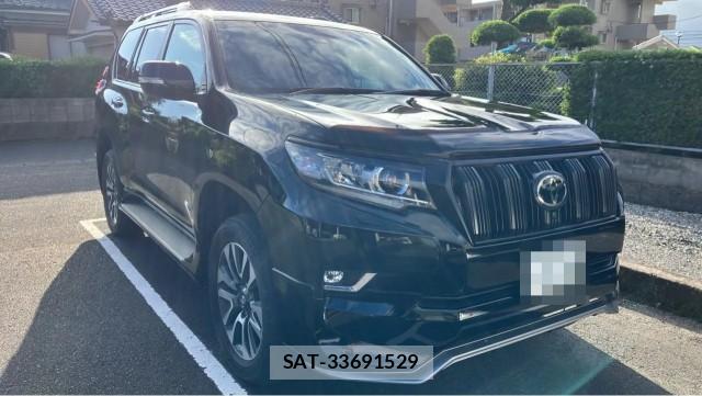 Toyota LAND CRUISER PRADO 2023-10 8282403-11