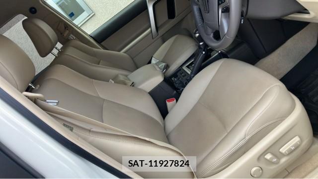 Toyota LAND CRUISER PRADO 2023-09 8282501-5