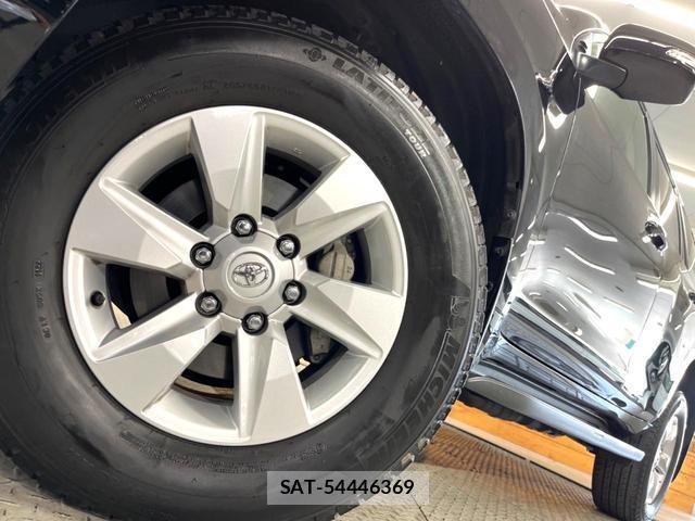 Toyota LAND CRUISER PRADO 2022-08 8283229-12
