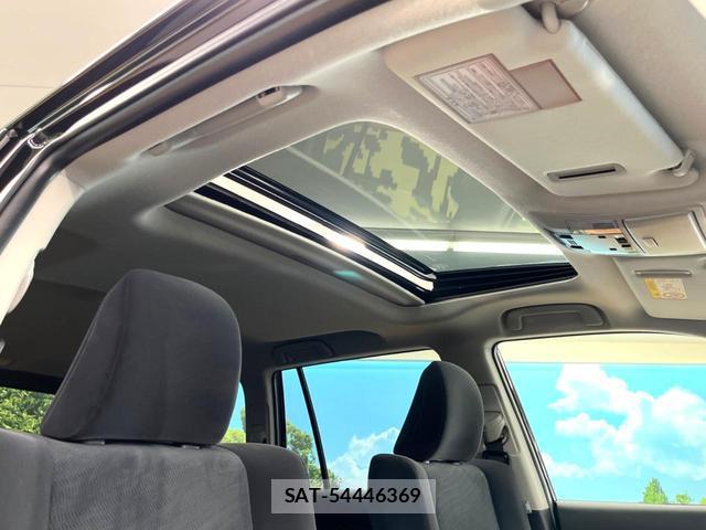 Toyota LAND CRUISER PRADO 2022-08 8283229-3