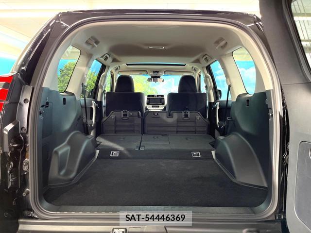 Toyota LAND CRUISER PRADO 2022-08 8283229-9