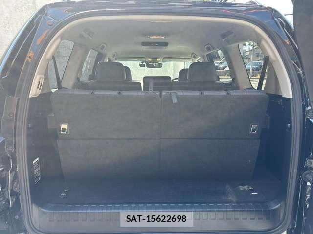 Toyota LAND CRUISER PRADO 2019-04 8284466-14