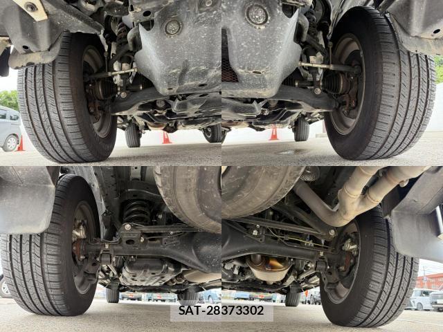 Toyota LAND CRUISER PRADO 2023-12 8284519-11
