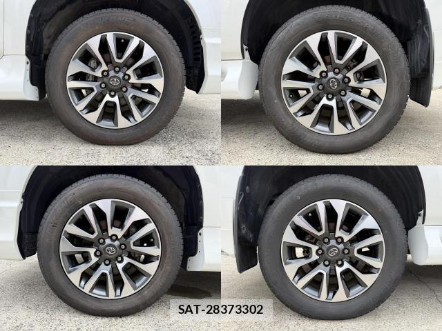 Toyota LAND CRUISER PRADO 2023-12 8284519-8