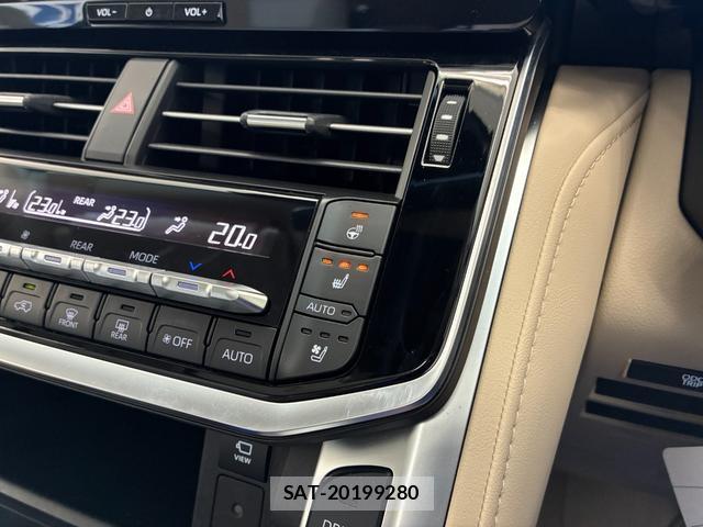 Toyota LAND CRUISER 2025-10 8276737-10