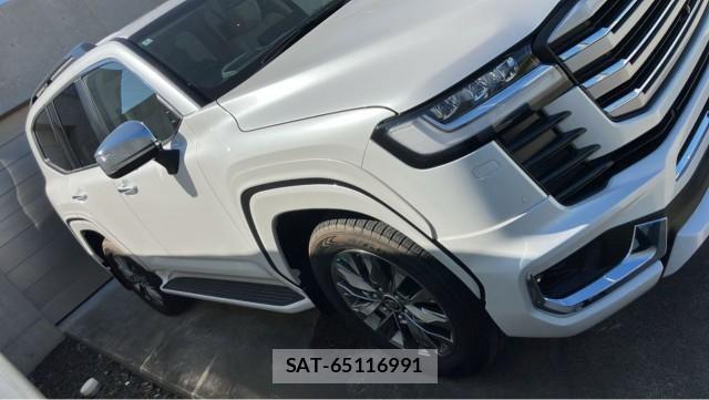 Toyota LAND CRUISER 2024-01 8277139-3