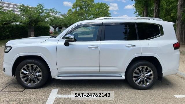 Toyota LAND CRUISER 2024-06 8277140-10