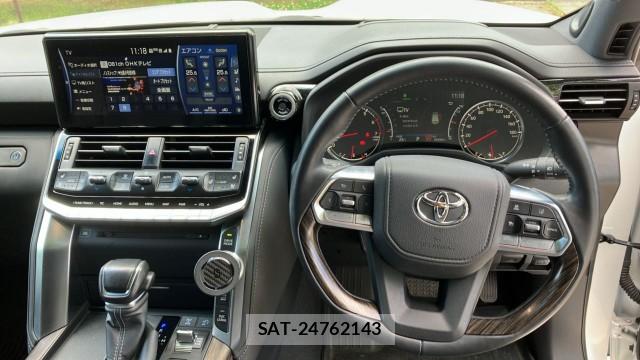 Toyota LAND CRUISER 2024-06 8277140-16