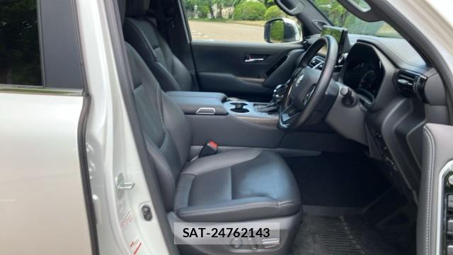 Toyota LAND CRUISER 2024-06 8277140-5