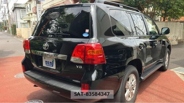 Toyota LAND CRUISER 2013-03 8277181-12
