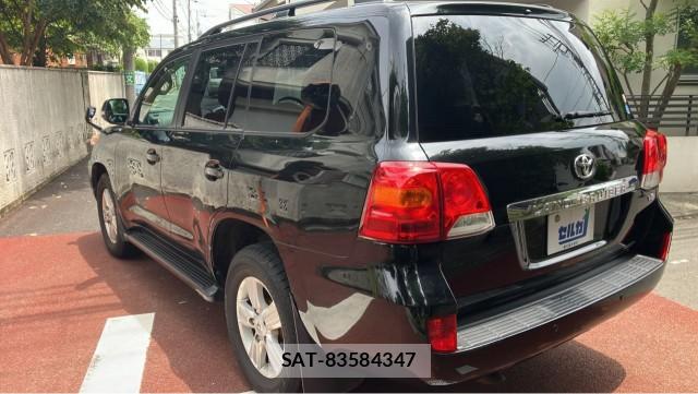 Toyota LAND CRUISER 2013-03 8277181-13