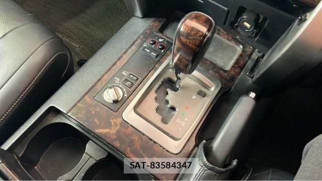 Toyota LAND CRUISER 2013-03 8277181-14