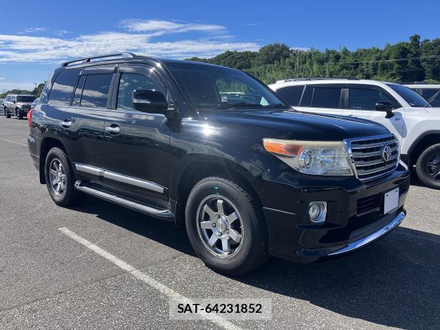 Toyota LAND CRUISER 2014-08 8278665-0