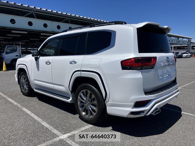 Toyota LAND CRUISER 2021-08 8278669-1