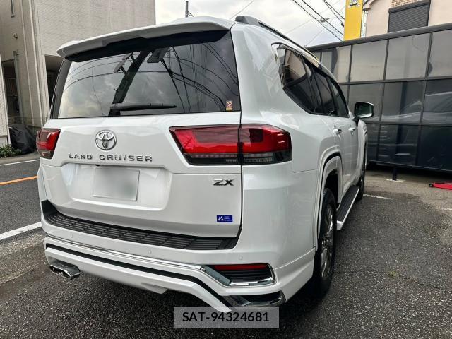 Toyota LAND CRUISER 2025-11 8278680-2