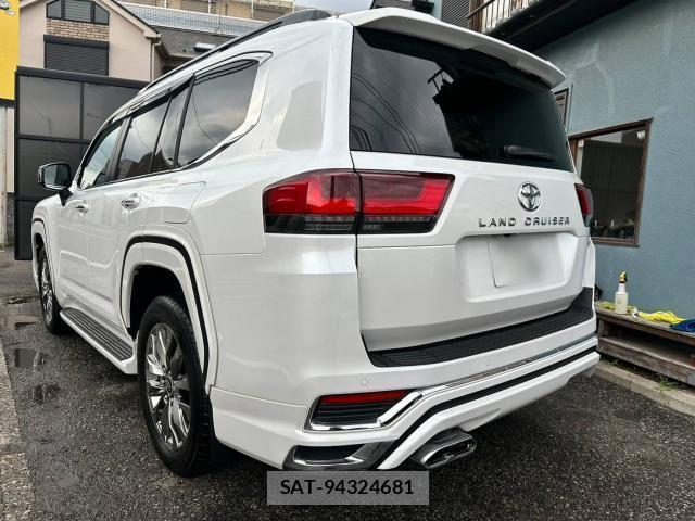 Toyota LAND CRUISER 2025-11 8278680-3