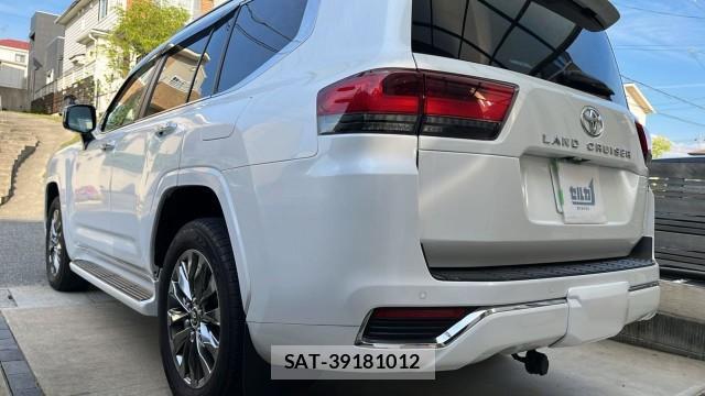 Toyota LAND CRUISER 2023-09 8280567-12