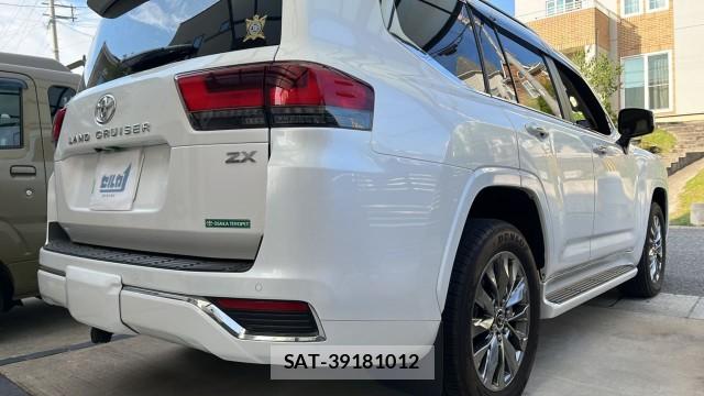 Toyota LAND CRUISER 2023-09 8280567-13