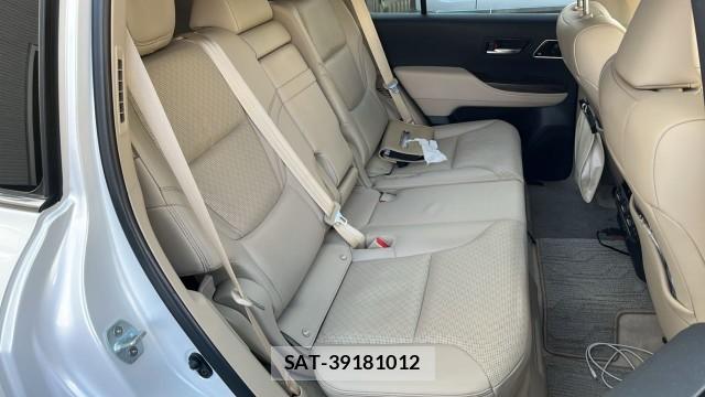 Toyota LAND CRUISER 2023-09 8280567-6
