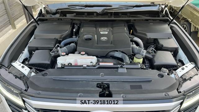 Toyota LAND CRUISER 2023-09 8280567-7