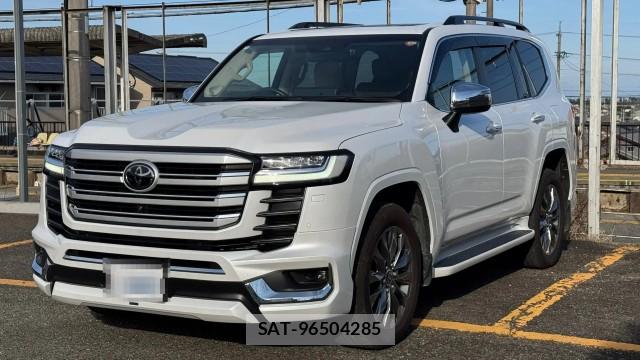 Toyota LAND CRUISER 2024-04 8280631-0