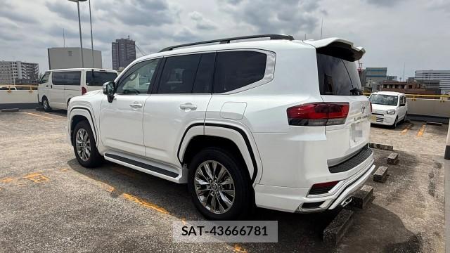 Toyota LAND CRUISER 2025-05 8280737-13