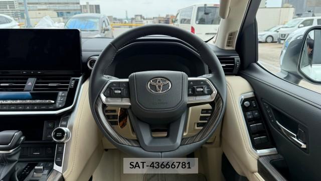 Toyota LAND CRUISER 2025-05 8280737-16