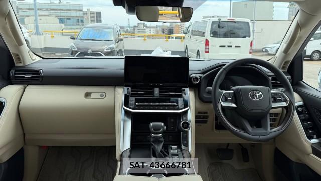 Toyota LAND CRUISER 2025-05 8280737-2