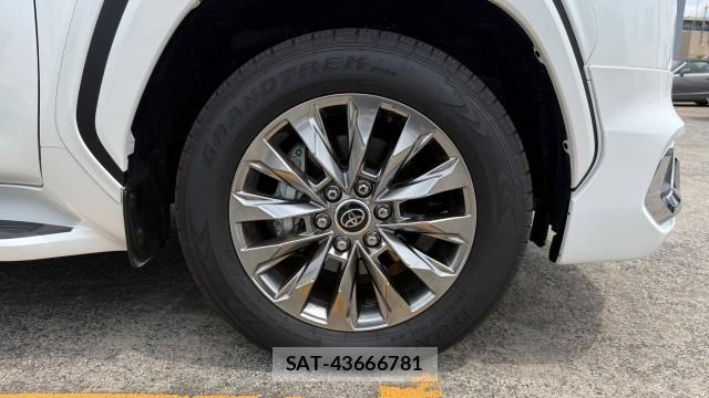 Toyota LAND CRUISER 2025-05 8280737-8